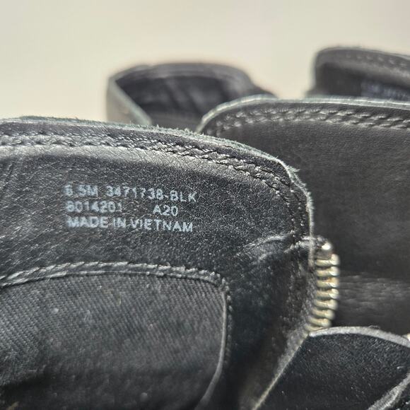 FRYE Women's Judith Zip Bootie Leather Ankle Zip Boot size 6.5M - Picture 10 of 11